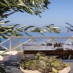 Villa Giulia Boutique Views Pool And Guest Services