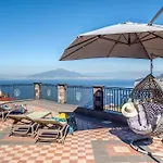 Enchanting Loft - Villa Caruso 2