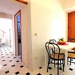 Estate4Home - Sorrento Hearts