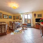 Palazzo Ammone - Sedil Dominova