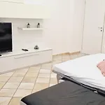La Maison De Lucie