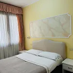 Hotel Linda