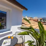Boutique Suites 186