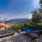 Villa Caruso Private Heated Pool & Sea View