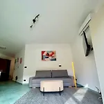 Happiness Apartment