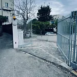 Casa Torre A Sorrento Con Parcheggio Gratuito