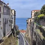 J\'Adore Sorrento