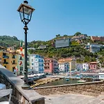 Margot Sorrento House E Spa