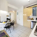 Apartment For 8 Guests In Sorrento