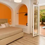 Sorrento Comfort Rooms Con Piscina