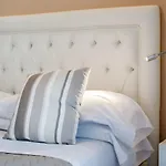 Sorrento Comfort Rooms Con Piscina