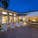Villa Jewel