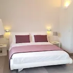 B&B Unique