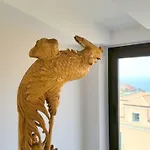 B&B Unique