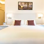 Suites Sorrento Elegance