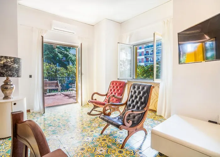 Sorrento Pool Apartment