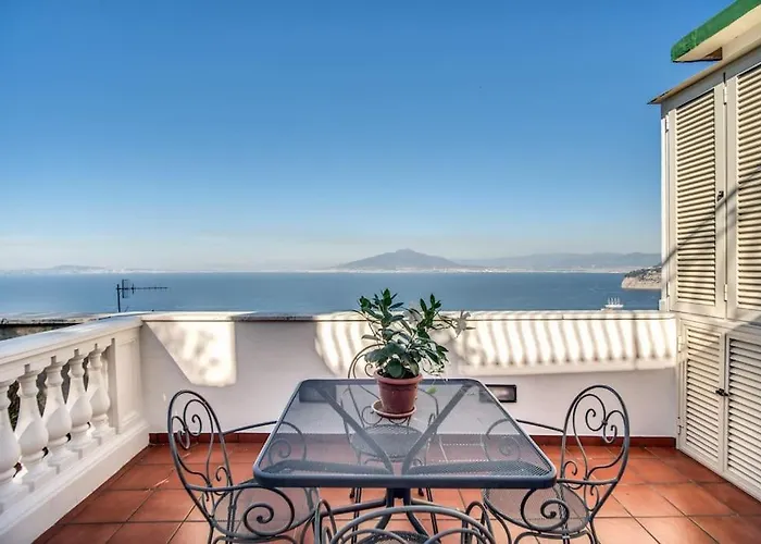 Holiday House Aura Sea View