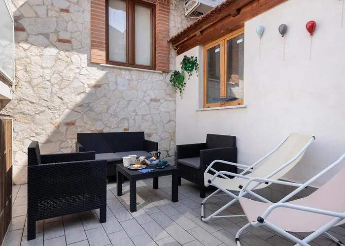 Sorrentovibes - Two Bedrooms Apt In Sorrento Center With Terrace