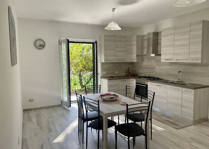 Sorrento Realty Holidays - The Smile Of The Sun