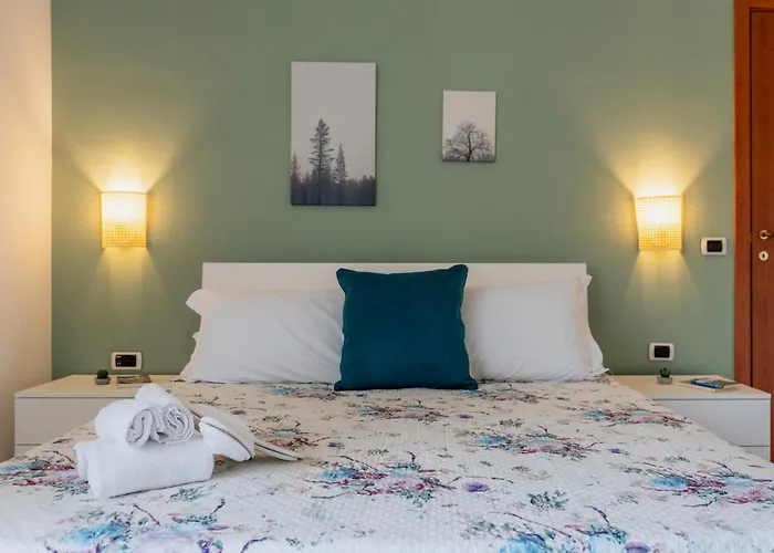 Sorrento Main Road Apartment