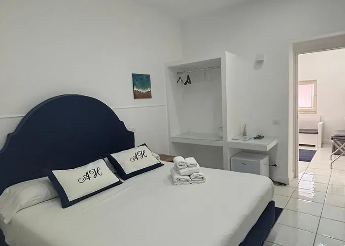 Ah Suite Sorrento