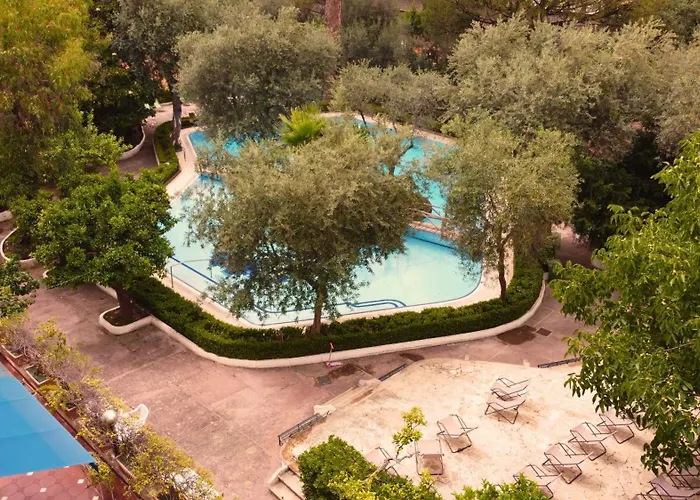 Sorrento Sweetness & Pool
