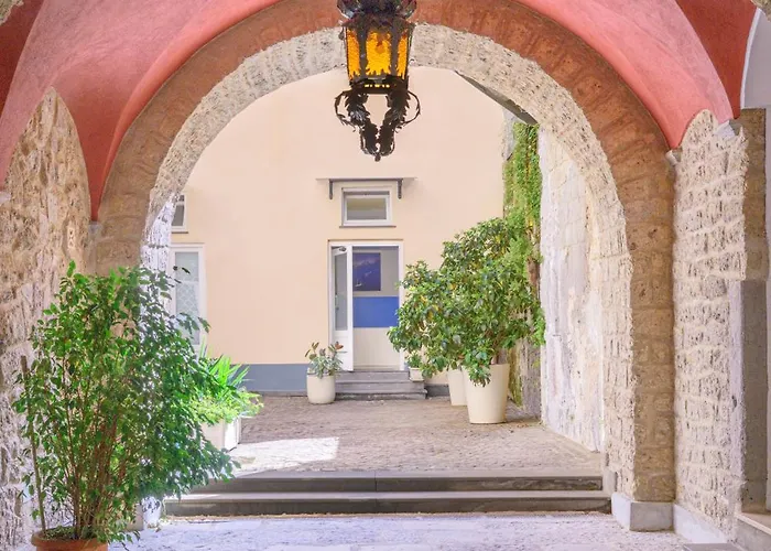 Palazzo Gargiulo Luxury Rooms & Suites