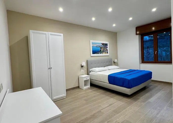 Coral White Apartment