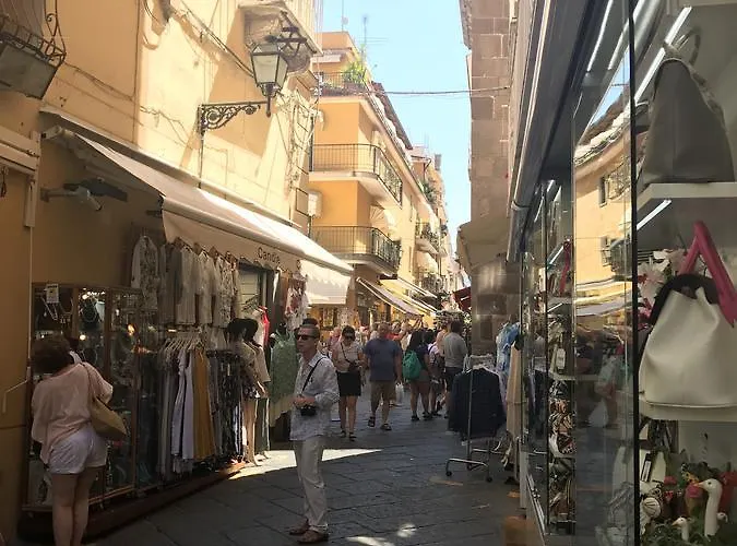 Sorrento Deluxe B&B