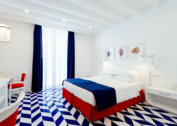 Maison Blu - Intimate Guesthouse