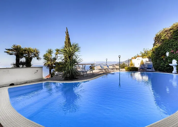 Amore Rentals - Villa Bianca