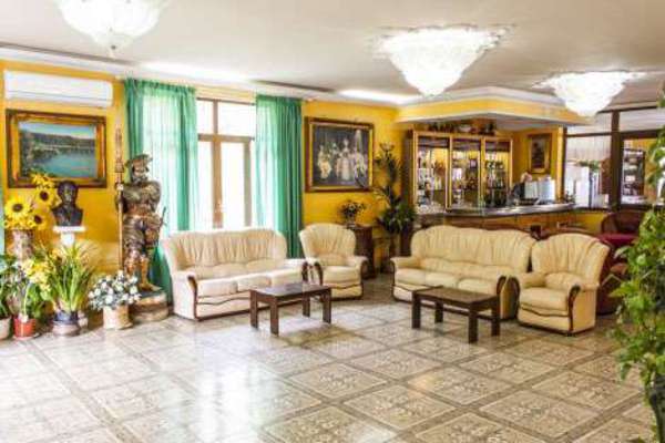 Hotel Cavour 3*