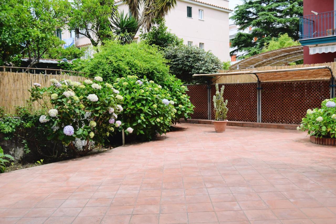 Apartment House *