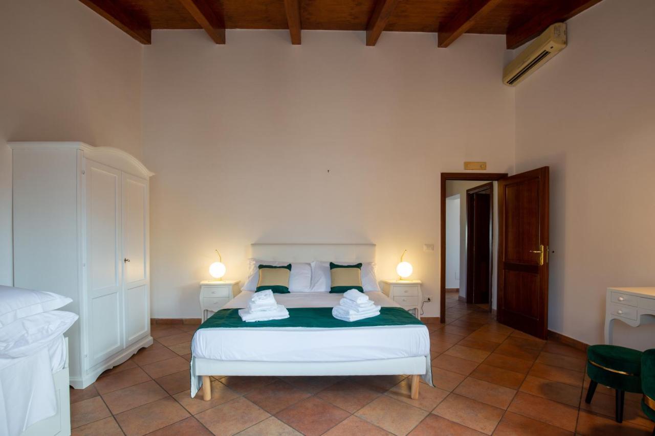 Rossy House Apartment *