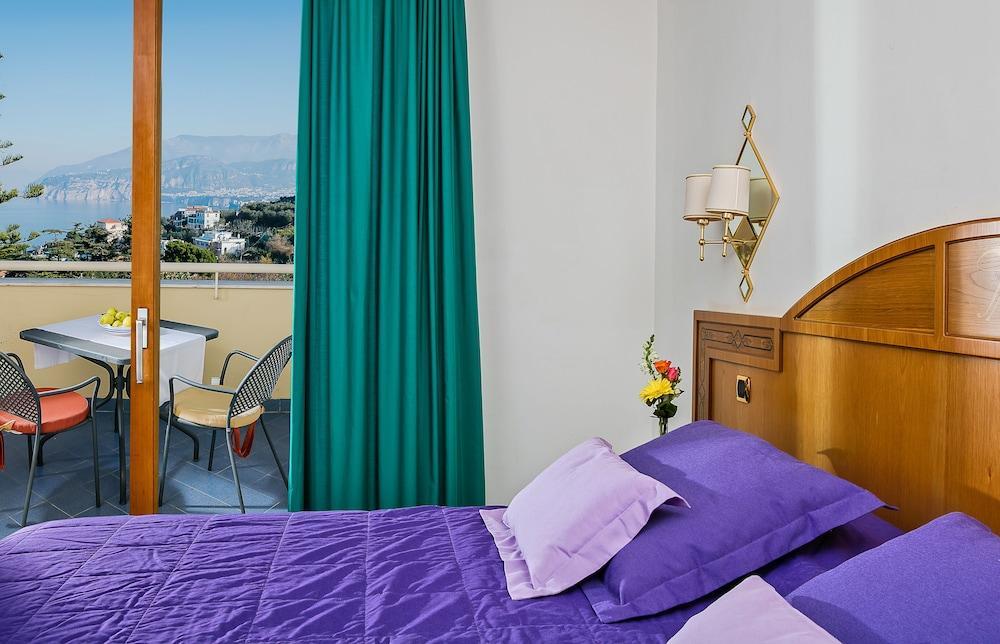 Hotel Grand Vesuvio
