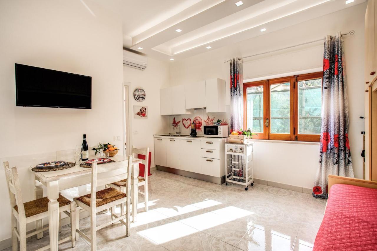 Casa Lolla, Red Rose In The Heart Of * Sorrento