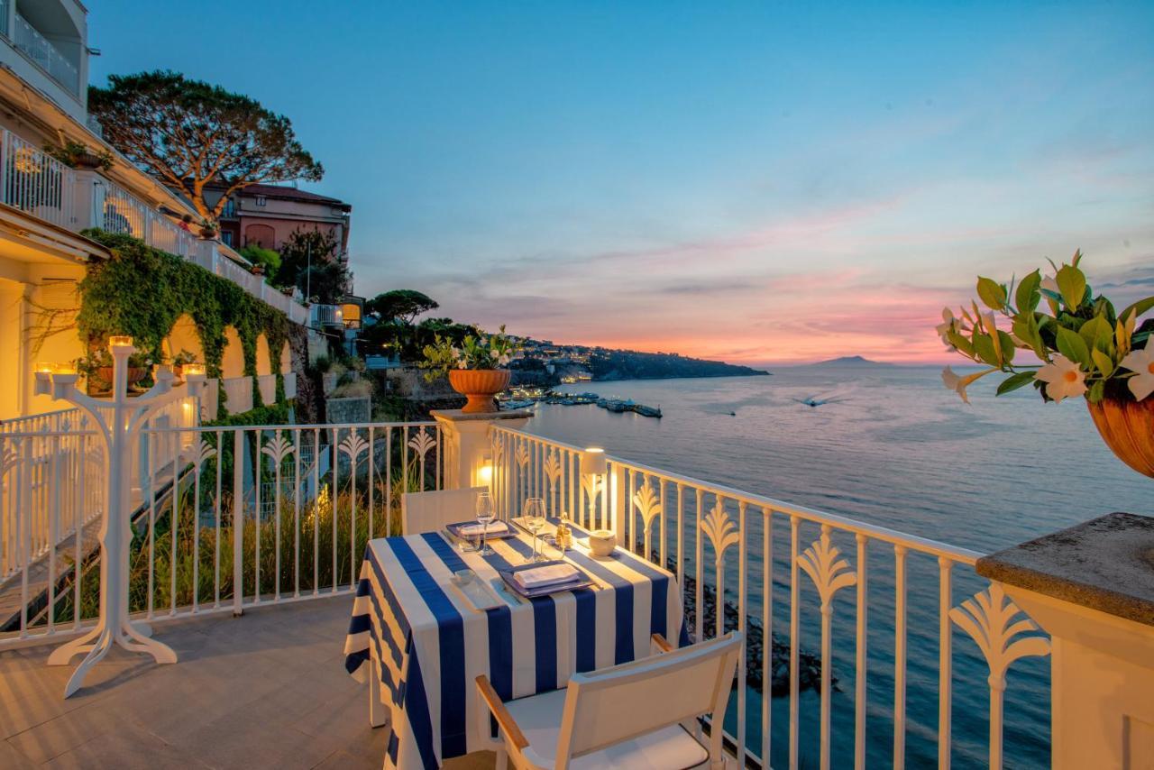 Hotel Grand Riviera