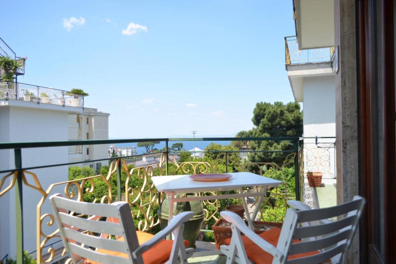Bright 3 Bedrooms With Seaview Balcony Sorrento