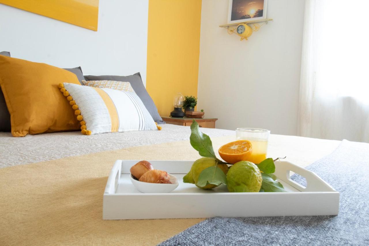 Casa Derosa In Centro Apartment *