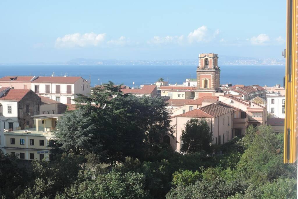 Virginia's * Sorrento