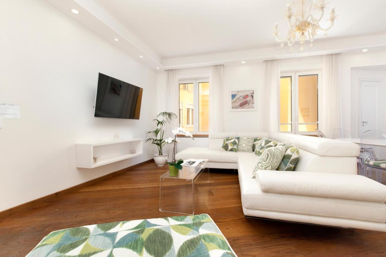Sorrentovibes - Luxury Sea View & Jacuzzi In Centre Apartment