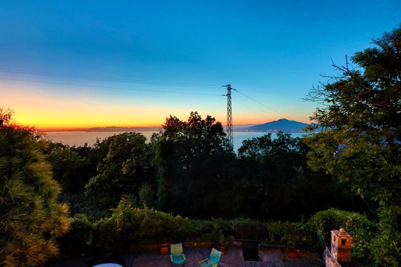 Privata Con Biliardo E Vista Sul Golfo Di Napoli Villa