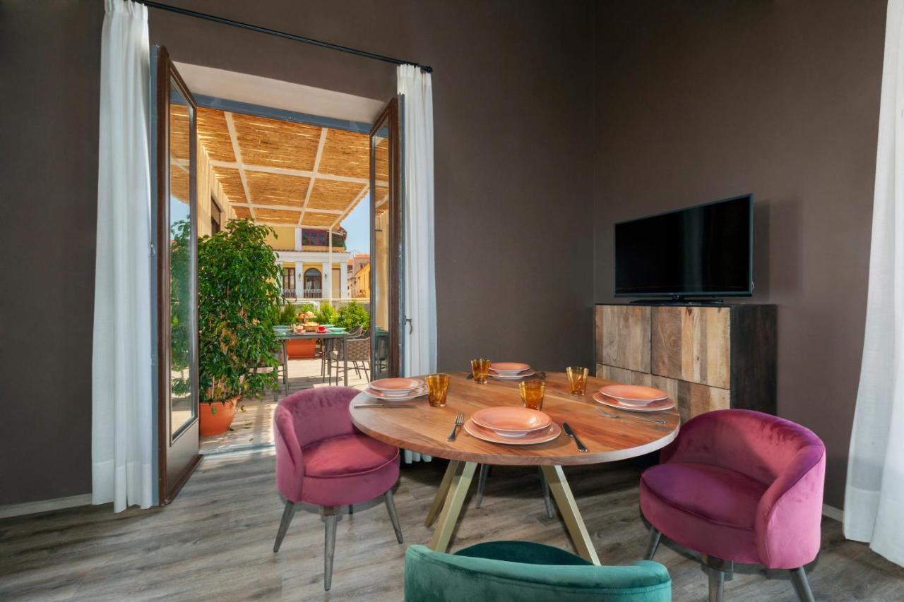 Maison Josephine Design With Terrace *