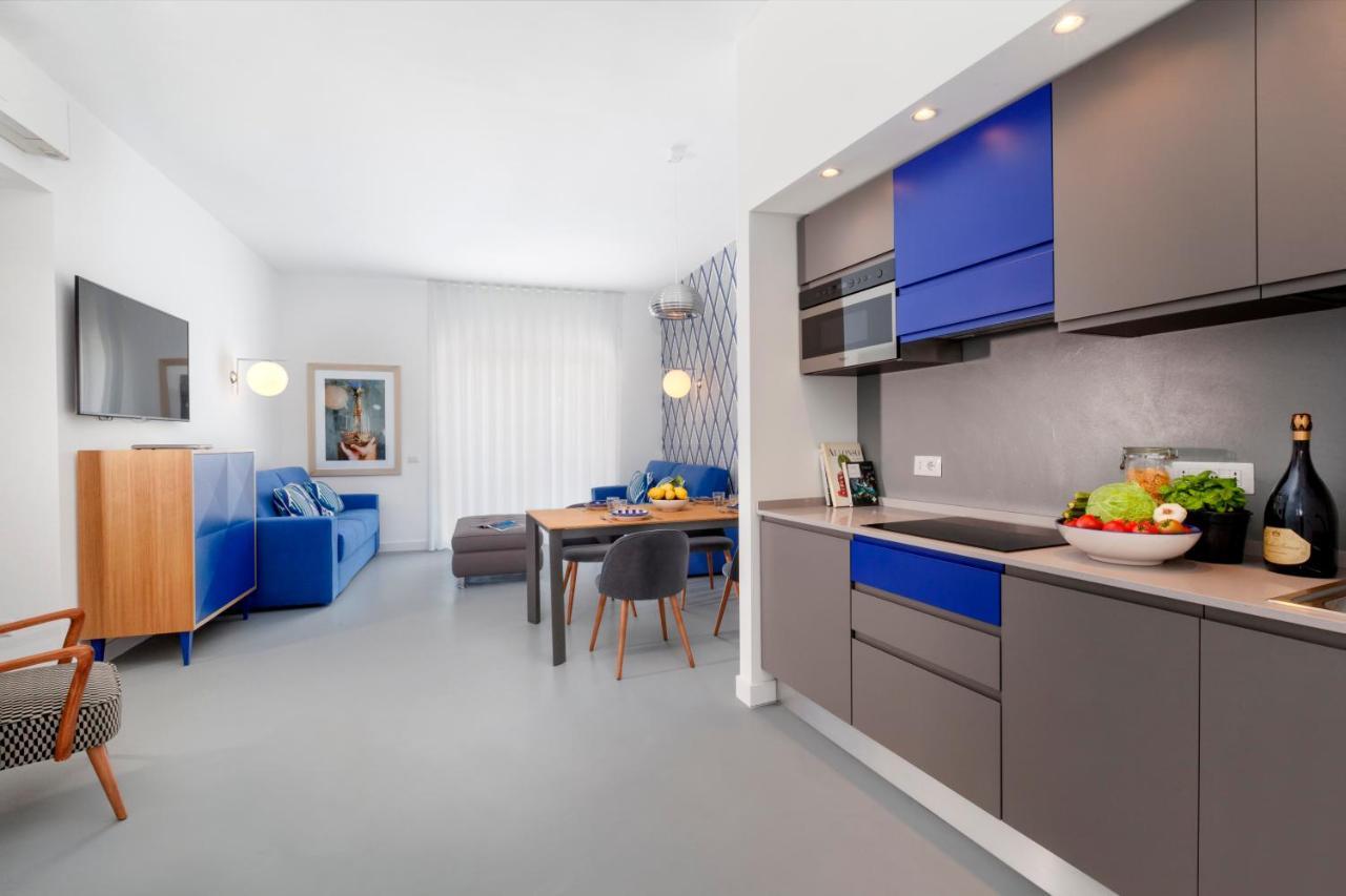 Apartment Sorrentovibes - Luxury Design & Jacuzzi In Heart Of Sorrento
