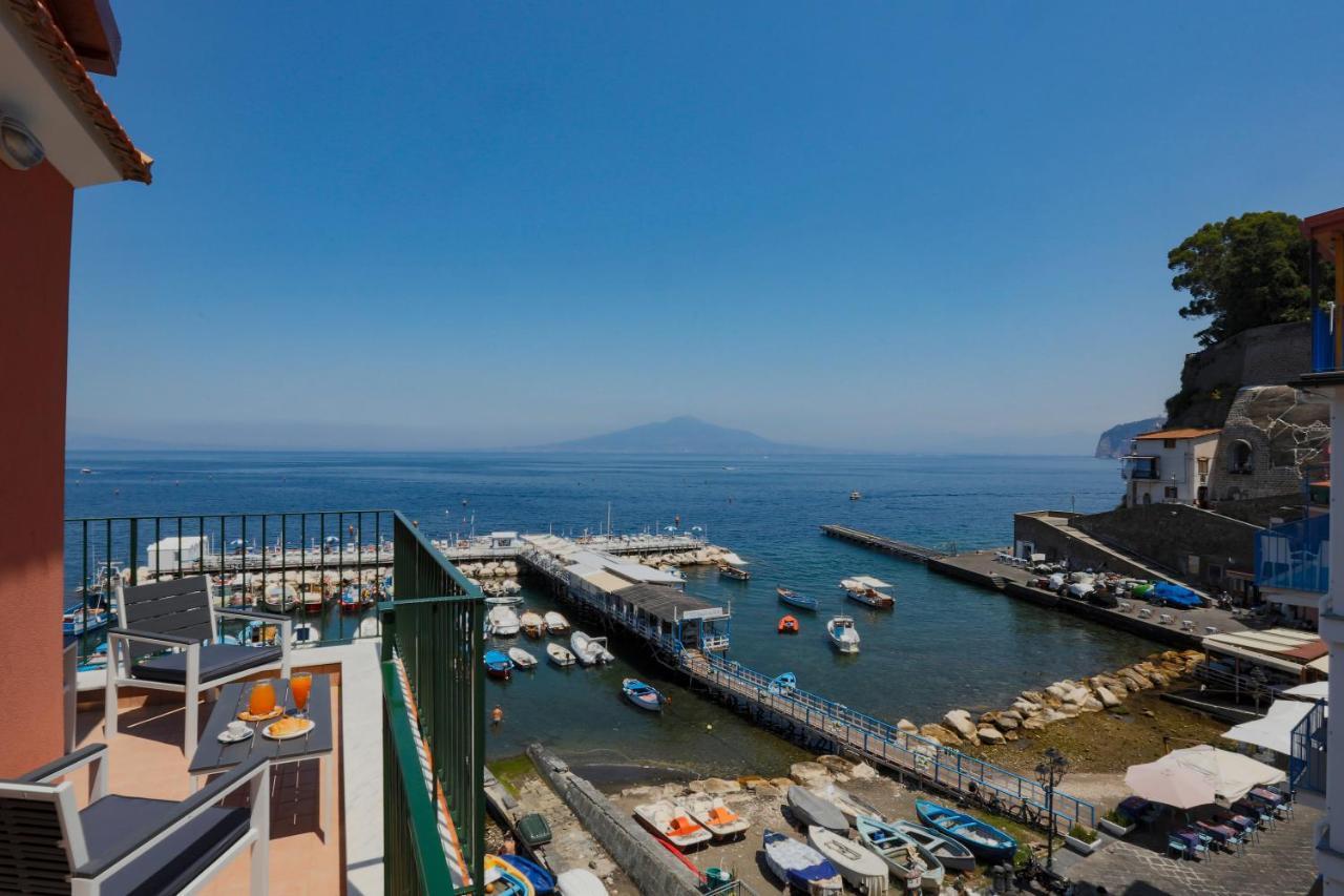 Seaview By The Sea With Terrace Appartamento Sorrento