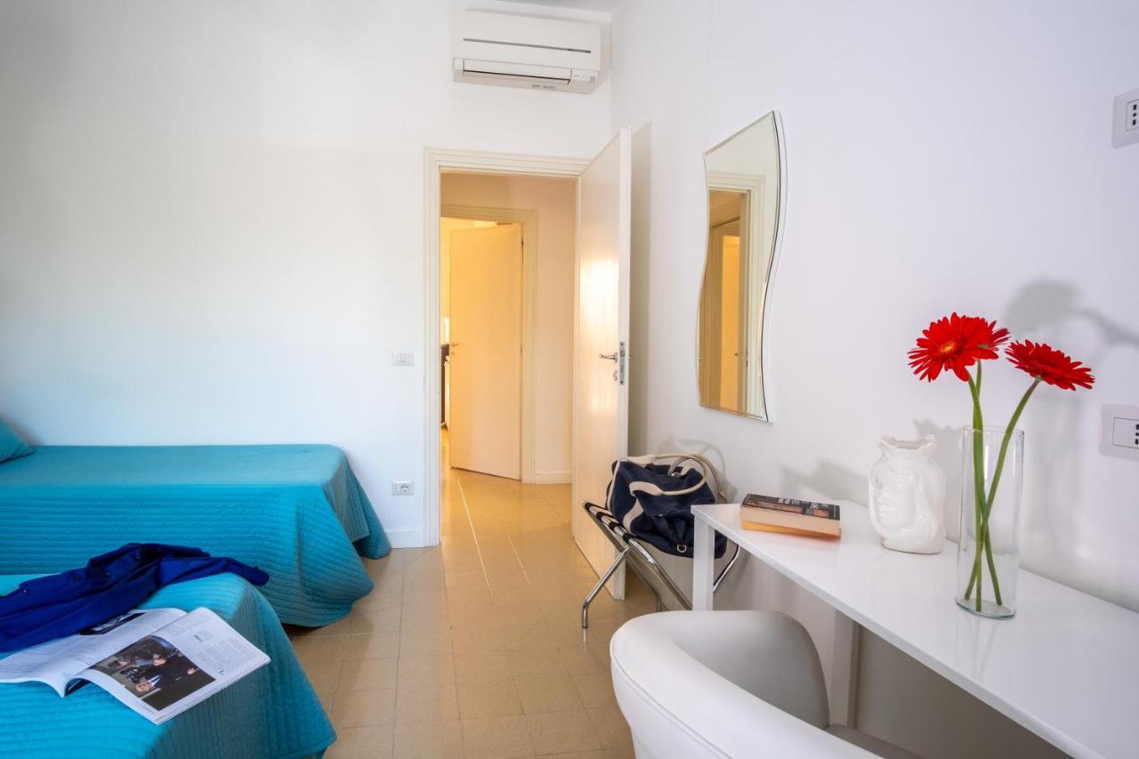 Apartment Bright House *
