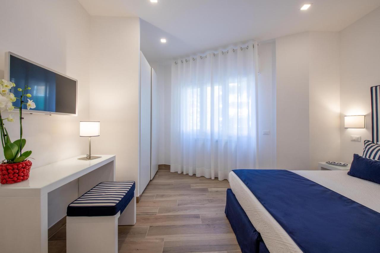 Solymar Due Apartment *