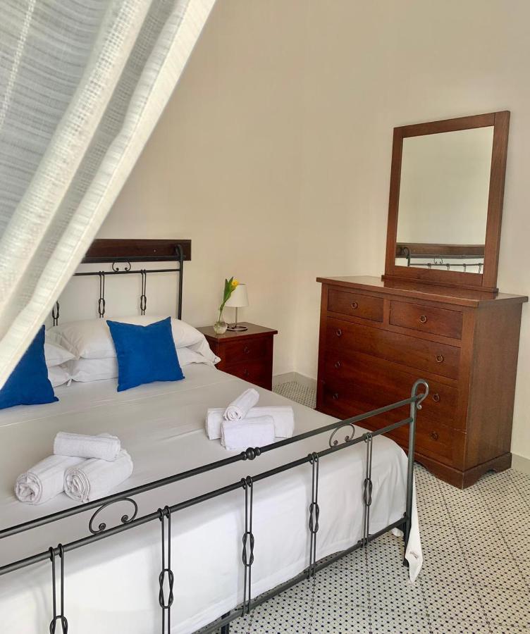 Antico Palazzo Scala Apartment