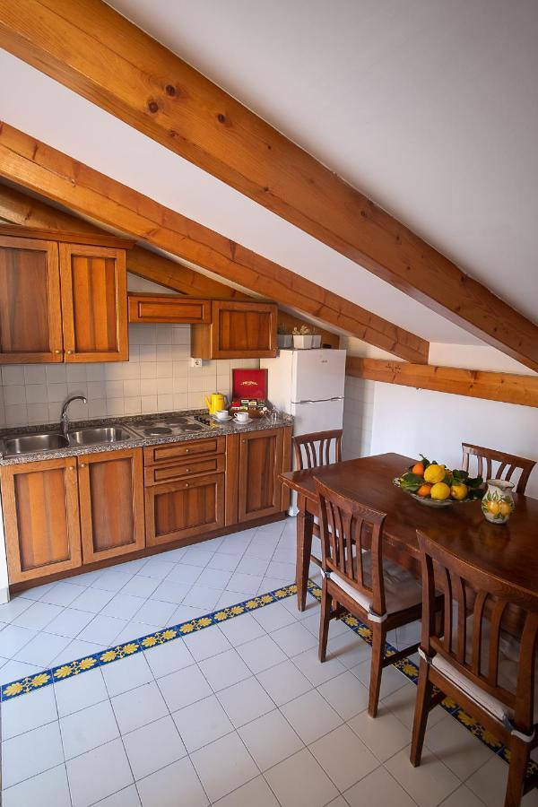 Apartment Antico Palazzo Scala *