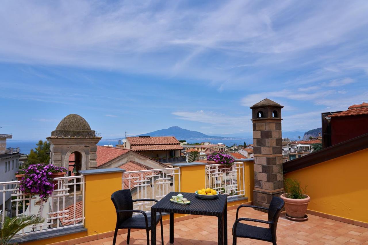 Sine Tempore * Sorrento